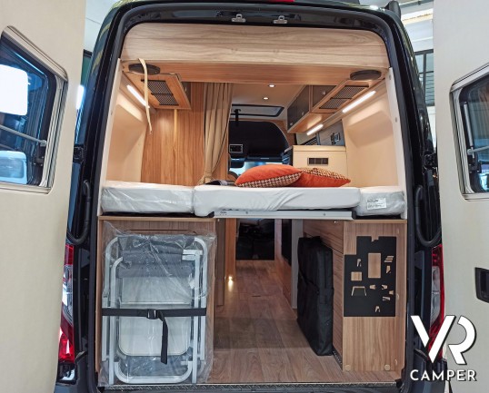 Hymer Grand Canyon S Crossover - Furgonato su Mercedes