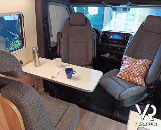 Hymer Grand Canyon S Crossover - Furgonato su Mercedes