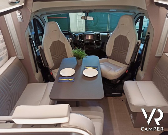 Burstner Lyseo TD 690 G - Semintegrale Grigio Lanzarote