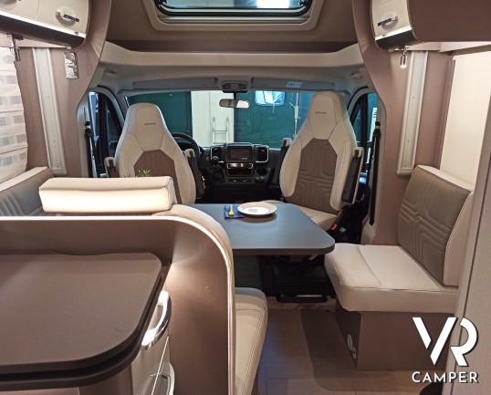 Burstner Lyseo TD 690 G - Semintegrale Grigio Lanzarote