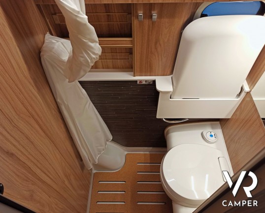 Hymer Grand Canyon S Crossover - Furgonato su Mercedes