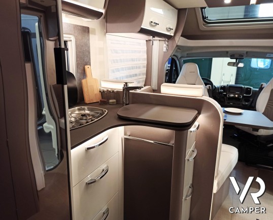 Burstner Lyseo TD 690 G - Semintegrale Grigio Lanzarote