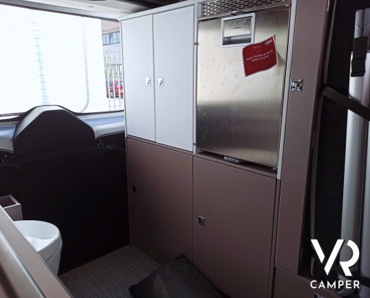 Burstner Copa C 530 - Furgonato con tetto sollevabile