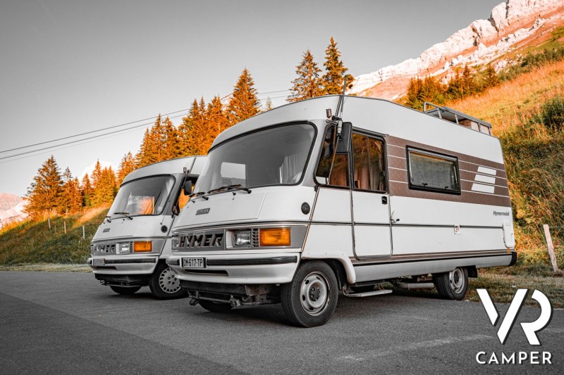 camper motorhome in parcheggio