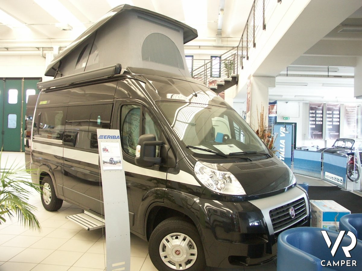 Moto Camper Furgone Piccolo Per Trasporto Moto Hymer Car Rio