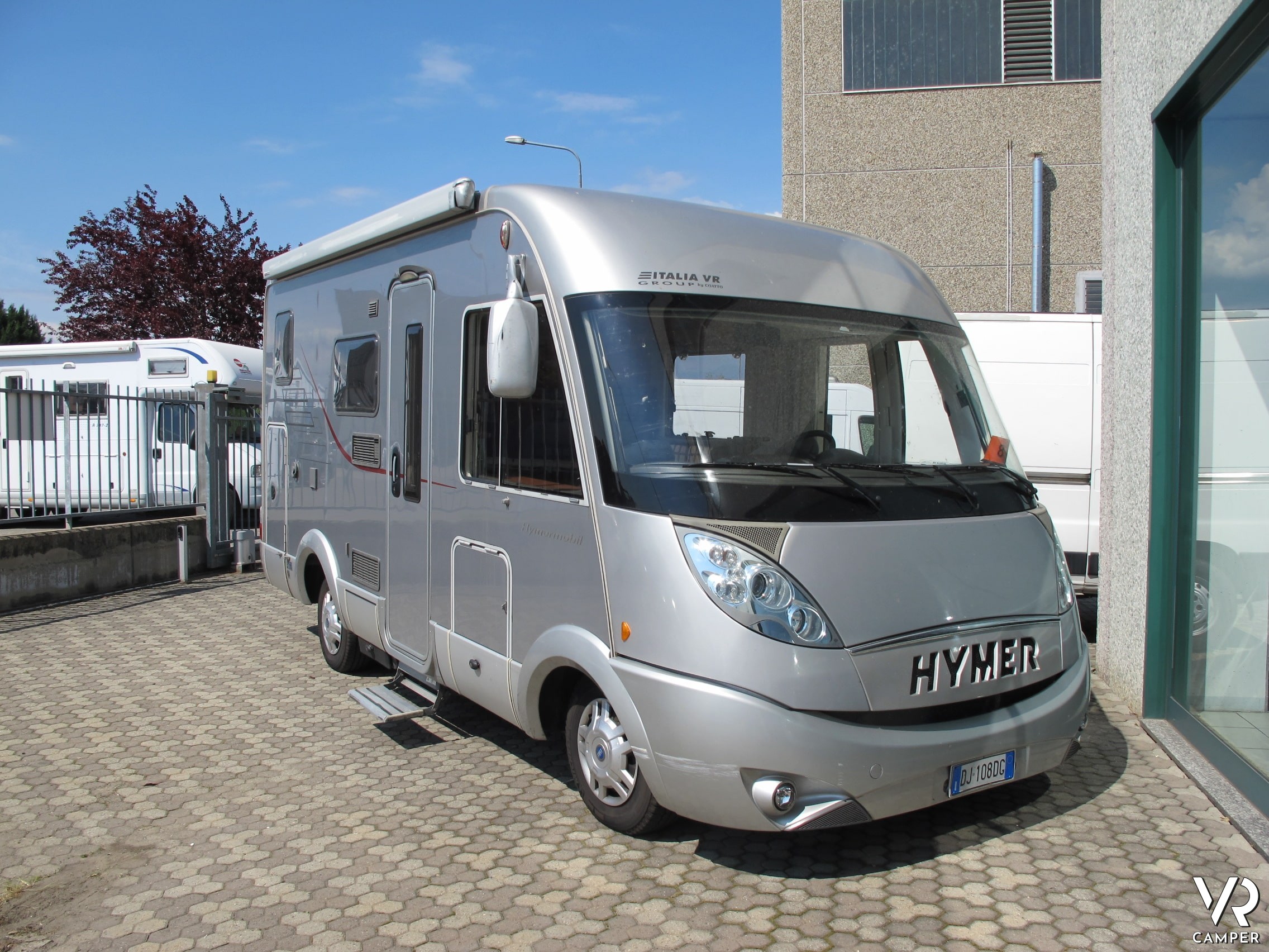Hymer B 504 SL Motorhome con garage